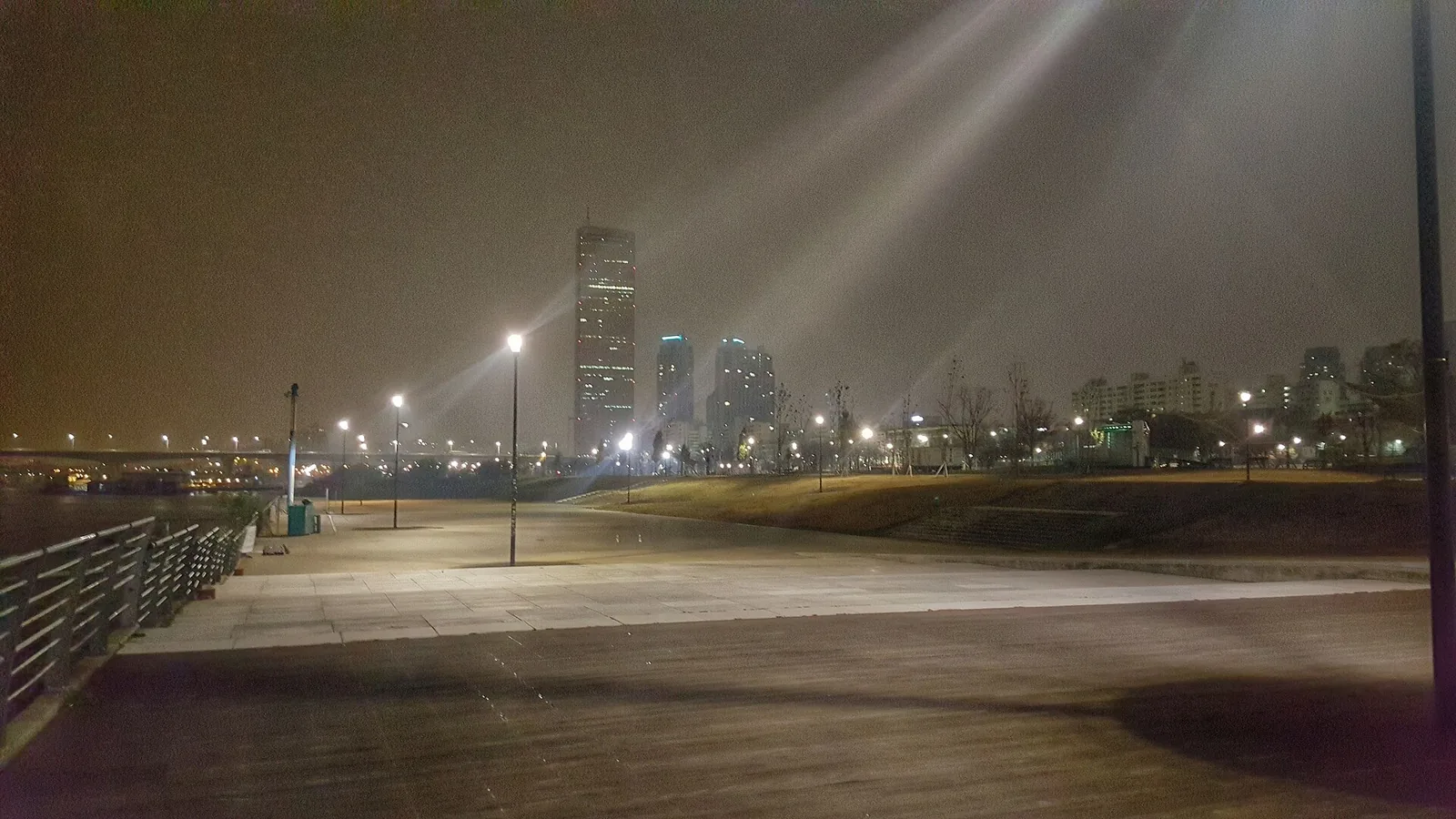 The 63 Building and Yeouido Han River Park in Seoul at night