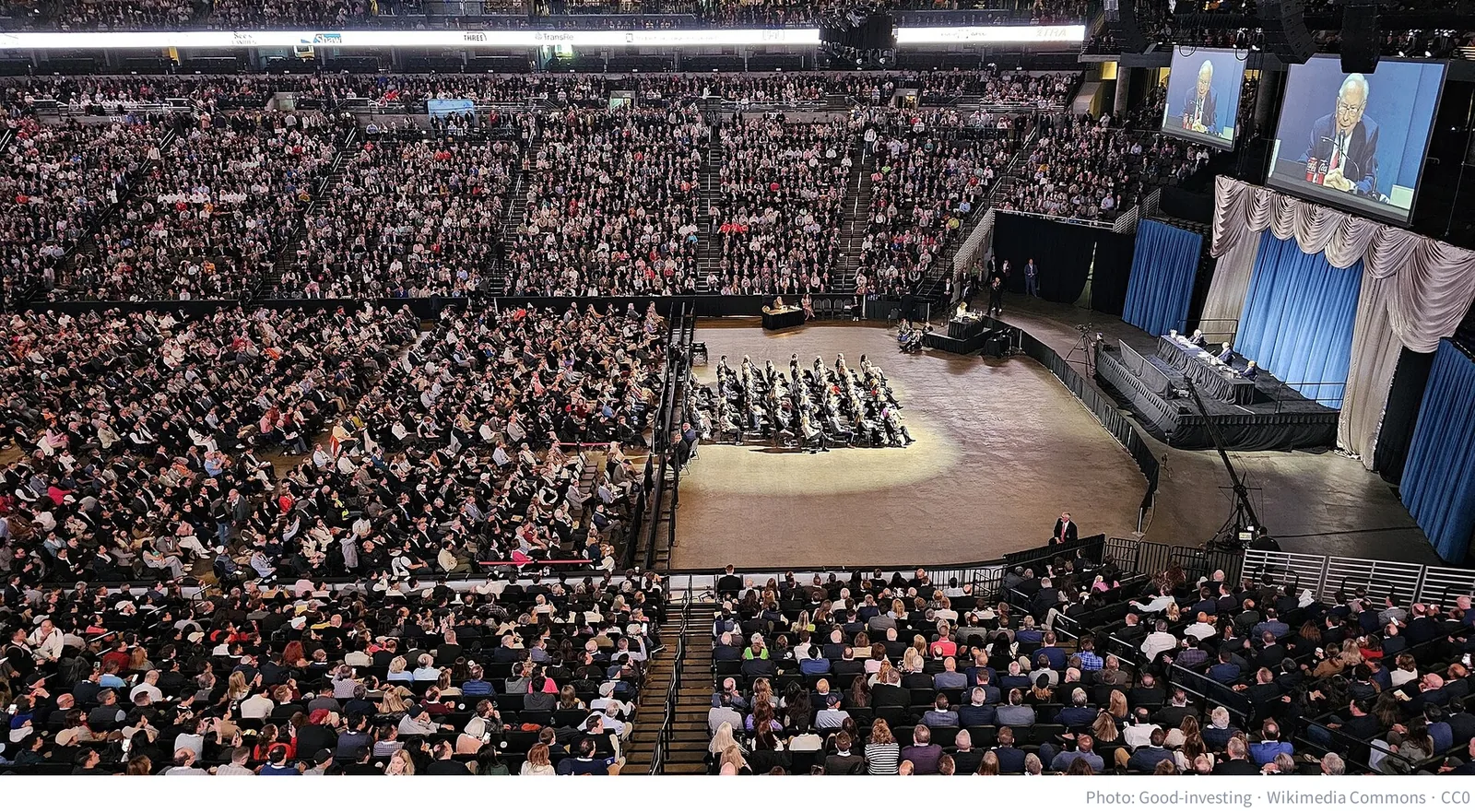 Berkshire Hathaway annual meeting 2025 arena