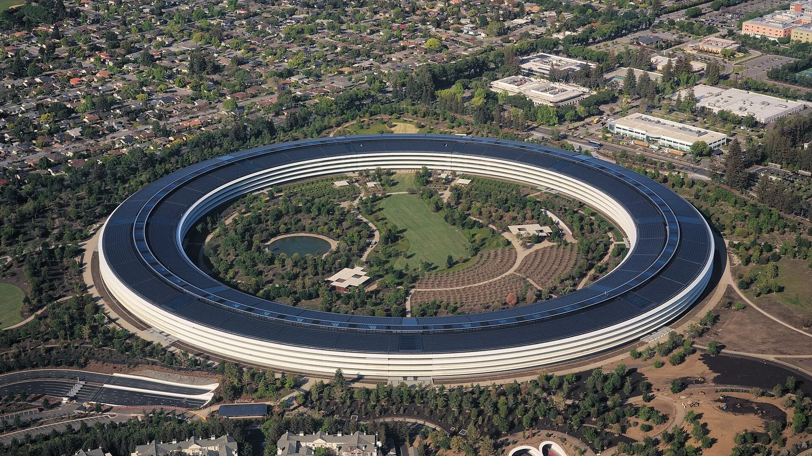 Aerial view of Apple Park in Cupertino, California; Apple's $100bn buyback authorization in May 2018 is the yardstick for SK hynix's KRW 100tn shareholder return